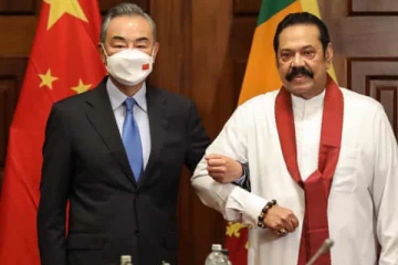 சீனாவை புகழ்ந்து தள்ளிய  பிரதமர்  மகிந்த ராஜபக்க்ஷ!