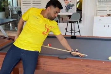 ''அரபு நாட்ட  அசத்த வந்துட்டோம்னு சொல்லு '' சி.எஸ்கே வெளியிட்ட மாஸ் வீடியோ!