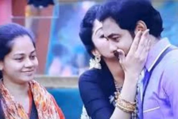 ஆரிக்கு சனம் கொடுத்த முத்தம்... பிரபல ரிவி பிரபலம் வெளியிட்ட அதிரடி கருத்து
