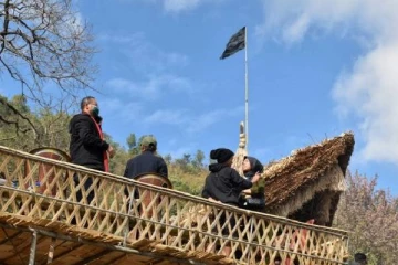 அப்பாவி கிராம மக்களை கொன்று குவித்த ராணுவம்: தவறாக நினைத்ததாக விளக்கம்