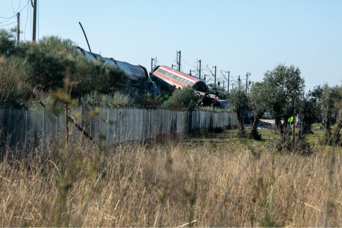 ஸ்பெய்ன் ரயில் விபத்தில் 2 கனடியர்களுக்கு காயம் | 2 Canadians Hurt In Spain Train Crash