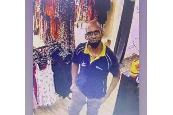 தேடப்பட்டு வரும் திருடனின் மற்றும் ஒரு துணிகர திருட்டு! | Wanted Thief Steals From House