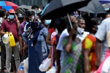 வீட்டிலிருந்து வேலை பாருங்க! பொதுமக்களுக்கு எரிபொருள் இல்லை... உச்ச திணறலில் இலங்கை