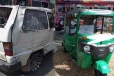 முச்சக்கர வண்டி - வேன் நேருக்கு நேர் மோதி கோர விபத்து : குடும்பஸ்தர் பலி