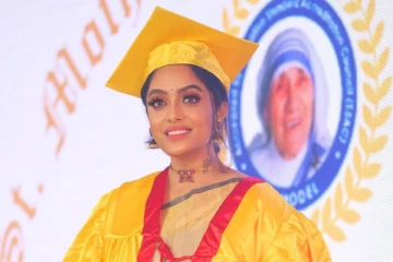 பிக் பாஸ் அபிராமிக்கும் டாக்டர் பட்டம்! எதற்காக தெரியுமா?