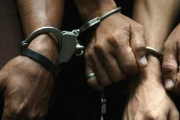 யாழில் மாணவர்களுக்கு விற்பனையாகவிருந்த ஆபத்தான பொருள் ; அதிரடி கைதால் வெளியான தகவல் | Drugs To Be Sold To Students In Jaffna யாழில் மாணவர்களுக்கு விற்பனையாகவிருந்த ஆபத்தான பொருள் ; அதிரடி கைதால் வெளியான தகவல் | Drugs To Be Sold To Students In Jaffna