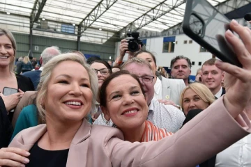 வடக்கு அயர்லாந்து தேர்தல்: வரலாற்று வெற்றியை பதிவு செய்தது Sinn Féin கட்சி.