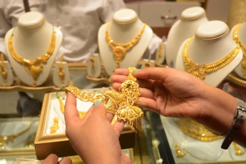 ஆரம்பமே அட்டகாசம் தான்; மாத முதல் நாளில் அதிரடியாக சரிந்த தங்கவிலை!