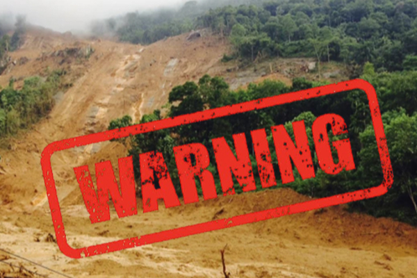 கண்டி மாவட்டத்தில் மண்சரிவு அபாயம்! ஐந்து கிராமங்கள் ஆள் நடமாட்டமற்ற வலயங்களாக அறிவிப்பு | Five Villages Declared As No Go Zones Kandy