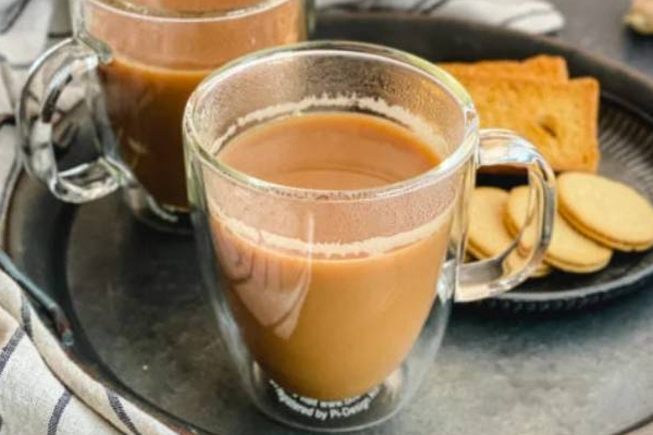அதிகம் தேநீர் அருந்துபவரா நீங்கள்? உங்களுக்கு இந்த நோய்கள் வரலாம்! எச்சரிக்கை | Are You A Big Tea Drinker You Get Blood Pressure