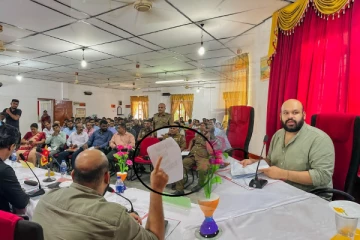 காணிக் கொள்ளைகளை அம்பலப்படுத்திய சாணக்கியன் - அதிகாரிகள் திணறல்