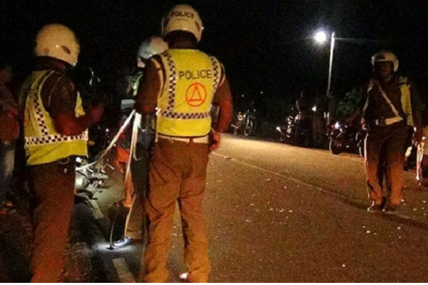 யாழில் வாள்வெட்டு தாக்குதலுடன் தொடர்புடைய இளைஞன் கைது | Youth Arrested With Sword Attack In Jaffna