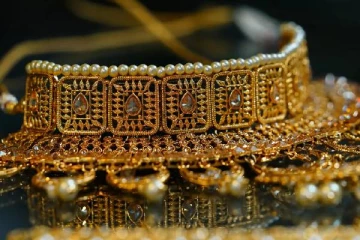 இறங்கிய வேகத்தில் உச்சத்தில் ஏறிய தங்கம் விலை - ரேட் இதுதான்!