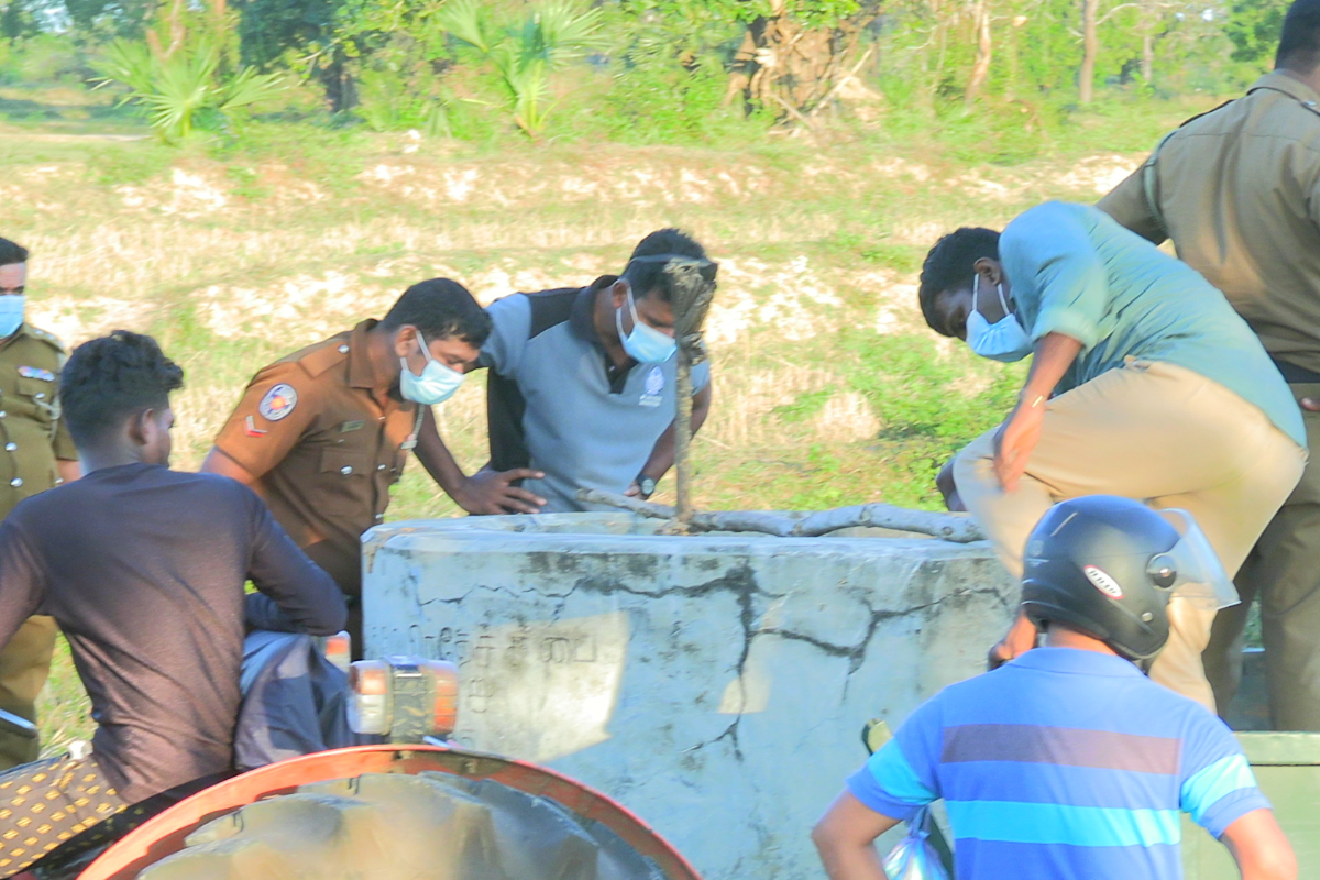 மட்டக்களப்பு பாழடைந்த கிணறு சம்பவம்; சந்தேக நபர்கள் தொடர்பில் நீதிமன்றின் உத்தரவு | Batticaloa Well Incident Court Order மட்டக்களப்பு பாழடைந்த கிணறு சம்பவம்; சந்தேக நபர்கள் தொடர்பில் நீதிமன்றின் உத்தரவு | Batticaloa Well Incident Court Order