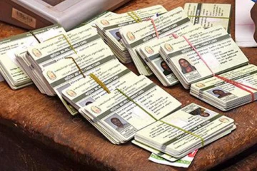 இனி கவலை வேண்டாம்...உங்கள் வீடு தேடி வரும் ரேஷன் கார்டு - வெளியான முக்கிய தகவல்..!