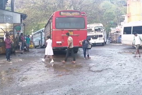 பணிப்பகிஷ்கரிப்பினால் வெறிச்சோடிய மலையகம்!(Photos) | Srilanka Protest