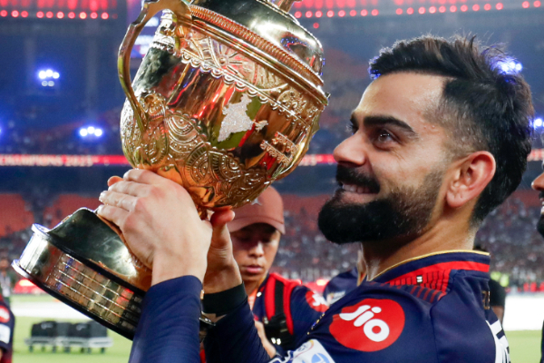 விராட் கோலியின் ரூ.1000 கோடி சொத்துமதிப்பு - எப்படியெல்லாம் வருமானம் வருகிறது? | Virat Kohli 1000Cr Net Worth Investment Car Salary