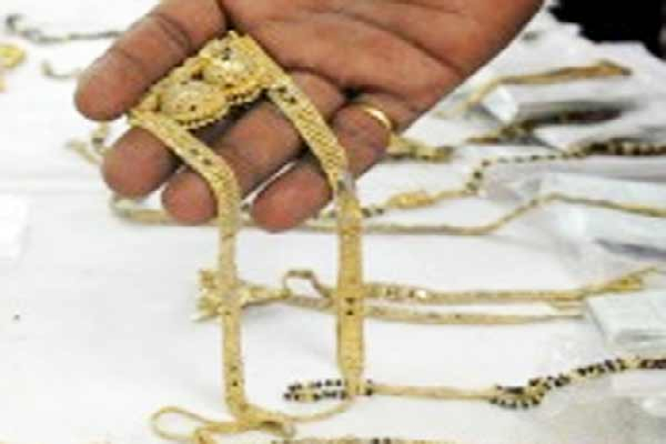 வெளிநாடொன்றில் இரண்டு தமிழர்களுக்கு விதிக்கப்பட்டது சிறை | Two Tamils Jailed In Singapore