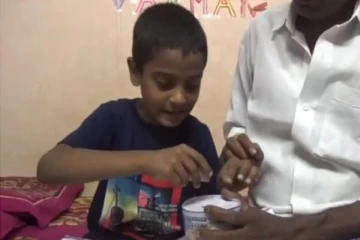 ஸ்டாலின் தாத்தா! 7 வயது சிறுவனின் செயலால் நெகிழ்ந்து போன தமிழகம்