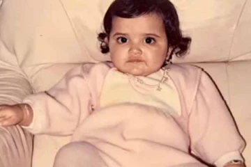 சிறுவயதில் கொழு கொழு என இருக்கும் இந்த நடிகை யார் தெரியுமா?- அட இவங்க ஹாலிவுட் வரை கலக்கியவராச்சே