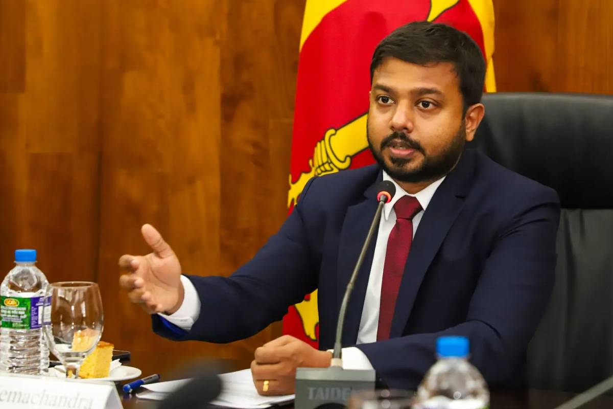 இலங்கையில் திறக்கப்படவுள்ள ரஷ்ய எரிபொருள் விற்பனை நிலையங்கள் - அரசு அனுமதி | Establish Russian Fuel Outlets In Sri Lanka இலங்கையில் திறக்கப்படவுள்ள ரஷ்ய எரிபொருள் விற்பனை நிலையங்கள் - அரசு அனுமதி | Establish Russian Fuel Outlets In Sri Lanka