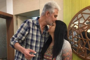 64 வயதில் மூன்றாவது திருமணம் செய்த தமிழ்ப்பட நடிகை? வைரலாகும் புகைப்படம்