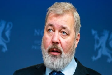 உக்ரைன் சிறுவர்களுக்காக ரஸ்ய ஊடகவியலாளரின் உருக்கமான செயல்