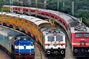 தீபாவளிக்கு சொந்த ஊருக்கு ஊருக்கு போக டிக்கெட் கிடைக்கலை'யா? ரயில்வே துறையின் அறிவிப்பு