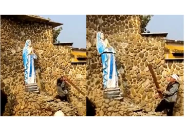 கிறிஸ்தவ ஆலயத்திற்கு நுழைந்து மாதா சிலையை அடித்து நொறுக்கிய கும்பல்.. - அதிர்ச்சி வீடியோ வைரல்...!