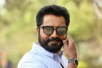 பத்திரிகையாளர் கேள்விக்கு கோபம் அடைந்த சரத்குமார்.. வாரிசு பிரஸ் மீட்டில் சலசலப்பு