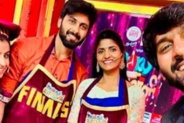 அட.. இது சூப்பரா இருக்கே! குக் வித் கோமாளி ஷோவில் ரசிகர்களுக்கு அதிர்ச்சி சர்ப்ரைஸ் | Super Shock Surpris Fans Cook With Comali Show