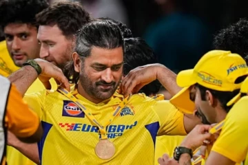 கேப்டன் மீட்டிங்கிற்கு மறுப்பு; தோனியின் கடைசி ஐபிஎல் இதுதான்? போட்டுடைத்த கோச்!