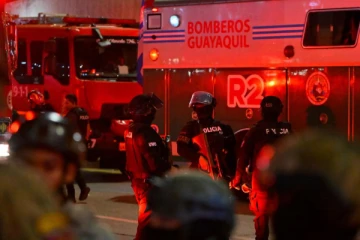 ஈக்வடார் முக்கியப் பாலங்கள் மீது வெடிகுண்டு தாக்குதல்கள்; பீதியில் மக்கள்