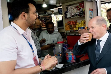 இந்தியா வந்த ஜேர்மன் சேன்ஸலர்: தூதரகம் பகிர்ந்துள்ள படங்கள்