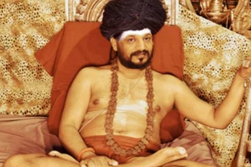 சாவின் விளிம்பில் இருக்கிறேன்... எலும்பும் தோலுமாக மாறிய நித்தியானந்தா; அதிர்ச்சி புகைப்படம்!