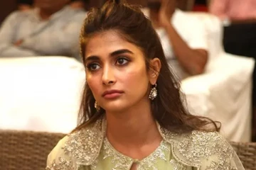 நடிகை பூஜா ஹெக்டேவிடம் கேரவனில் எல்லை மீறி நடந்துகொண்ட பான் இந்தியன் ஹீரோ.. ஷாக்கிங் சம்பவம்