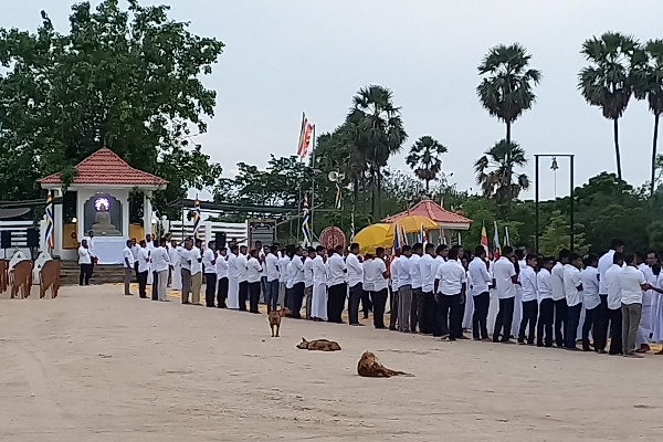 யாழ். தையிட்டி விகாரையில் வெசாக் தின வழிபாடுகள் தீவிரம்..! | Jaffna Vesak Day Worship Thailand Temple Intense