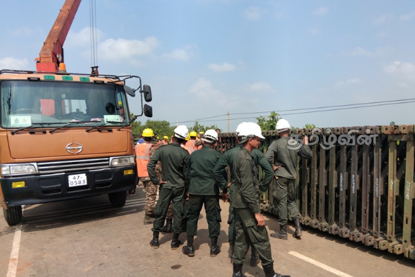 கிளிநொச்சியில் பாலத்தை புனரமைக்கும் இந்திய இராணுவ பொறியியலாளர் குழு | Kilinochchi Paranthan Reconstruction Indian Army கிளிநொச்சியில் பாலத்தை புனரமைக்கும் இந்திய இராணுவ பொறியியலாளர் குழு | Kilinochchi Paranthan Reconstruction Indian Army