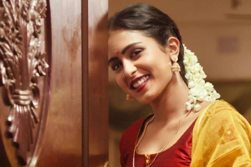 மன்மத லீலை நடிகை சம்யுக்தாவின் நீச்சல் உடை போட்டோ! வாய்ப்புக்காக இப்படியா செய்வது