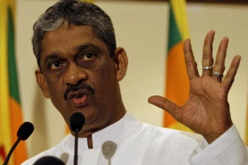 புலம்பெயர் அமைப்புகள் மீதான தடை நீக்கம்: தேசிய பாதுகாப்புக்கு அச்சுறுத்தல்! பொன்சேகா எச்சரிக்கை