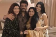 என் இரு மகள்களை சீண்டாதீர்கள்..அழிஞ்சுடுவீங்க!! கோபத்தில் கொந்தளித்த குஷ்பூ..