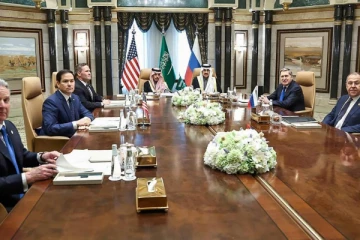 உக்ரைன் - ரஷ்யப் போர் தொடர்பில் சவூதி அரேபியாவில் 4 மணிநேர பேச்சுவார்த்தை!