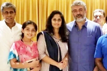 நடிகர் அஜித்தின் மகள் அனோஷ்காவா இது?- பள்ளி விழாவில் எவ்வளவு அழகாக பாடுகிறார் பாருங்க