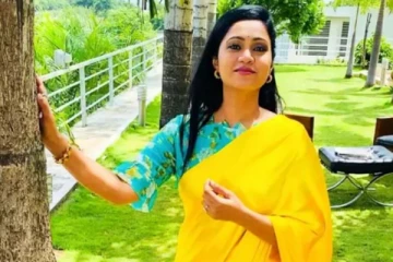 யானை மிதித்து சாக கிடந்த பிரபல நடிகை... மார்பில் கைவைத்து நபர் செய்த கேவலமான காரியம்