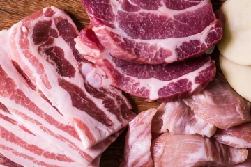 මෙරට එළුමස් සහ ගව මස් ප්‍රවාහනය ජනපති නියෝගයෙන් නවතී.