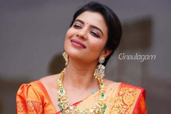 தனக்கு எப்போது திருமணம், கேள்விக்கு நடிகை ஐஸ்வர்யா ராஜேஷ் கொடுத்த பதில்.. | Actress Aishwarya Rajesh About Her Marriage