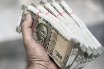 SBI Patrons FD-ல் ரூ.10 லட்சம் முதலீடு செய்தால்.., 5 வருடங்களுக்கு பிறகு திரும்ப கிடைக்கும் தொகை எவ்வளவு?