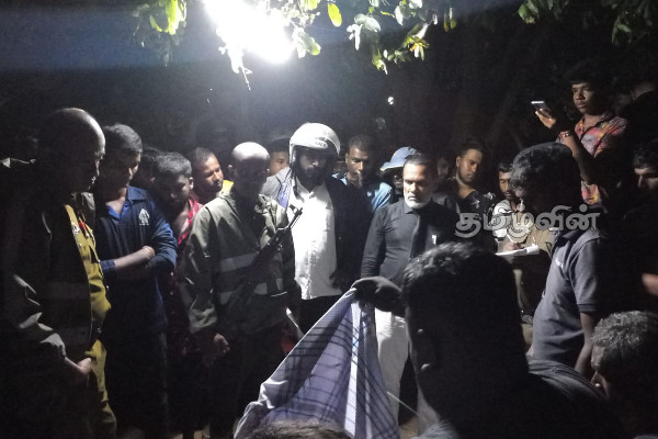 மின்னல் தாக்கி காணாமல்போன கடற்றொழிலாளர் சடலமாக மீட்பு (Photos) | Rescue Body Fisherman Missing Lightning
