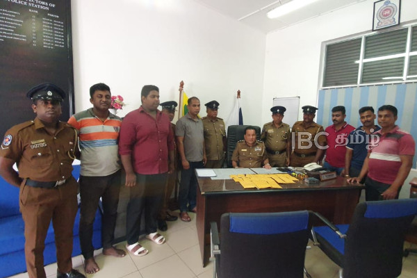யாழில் அதிரடியாக 14 பேர் கைது | 14 Arrested In Jaffna Crime Raid