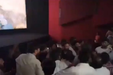 எங்க ஹீரோ தான் கெத்து ..! திரையரங்கில் அடித்து கொண்ட ரசிகர்கள்..!